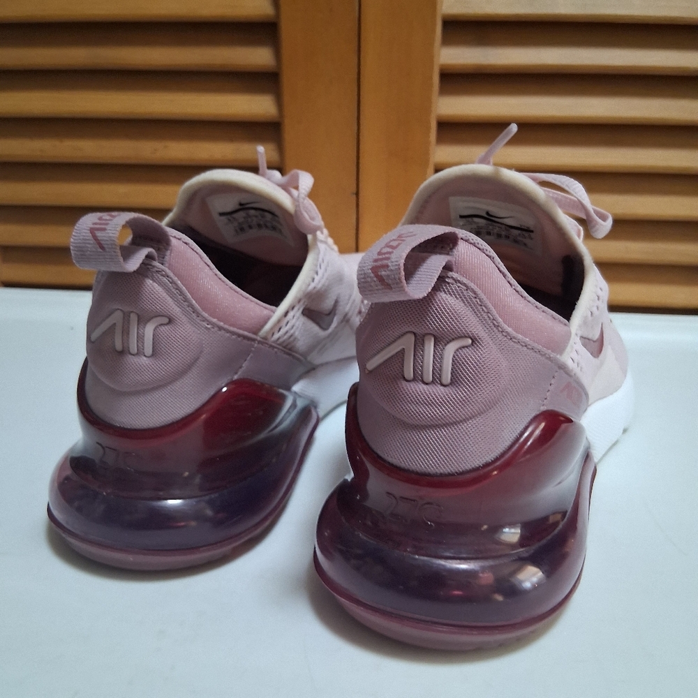 Nike Air Max 270 Soft Pink Women's Sneaker * Size: 8.5 - Picture 5 of 8